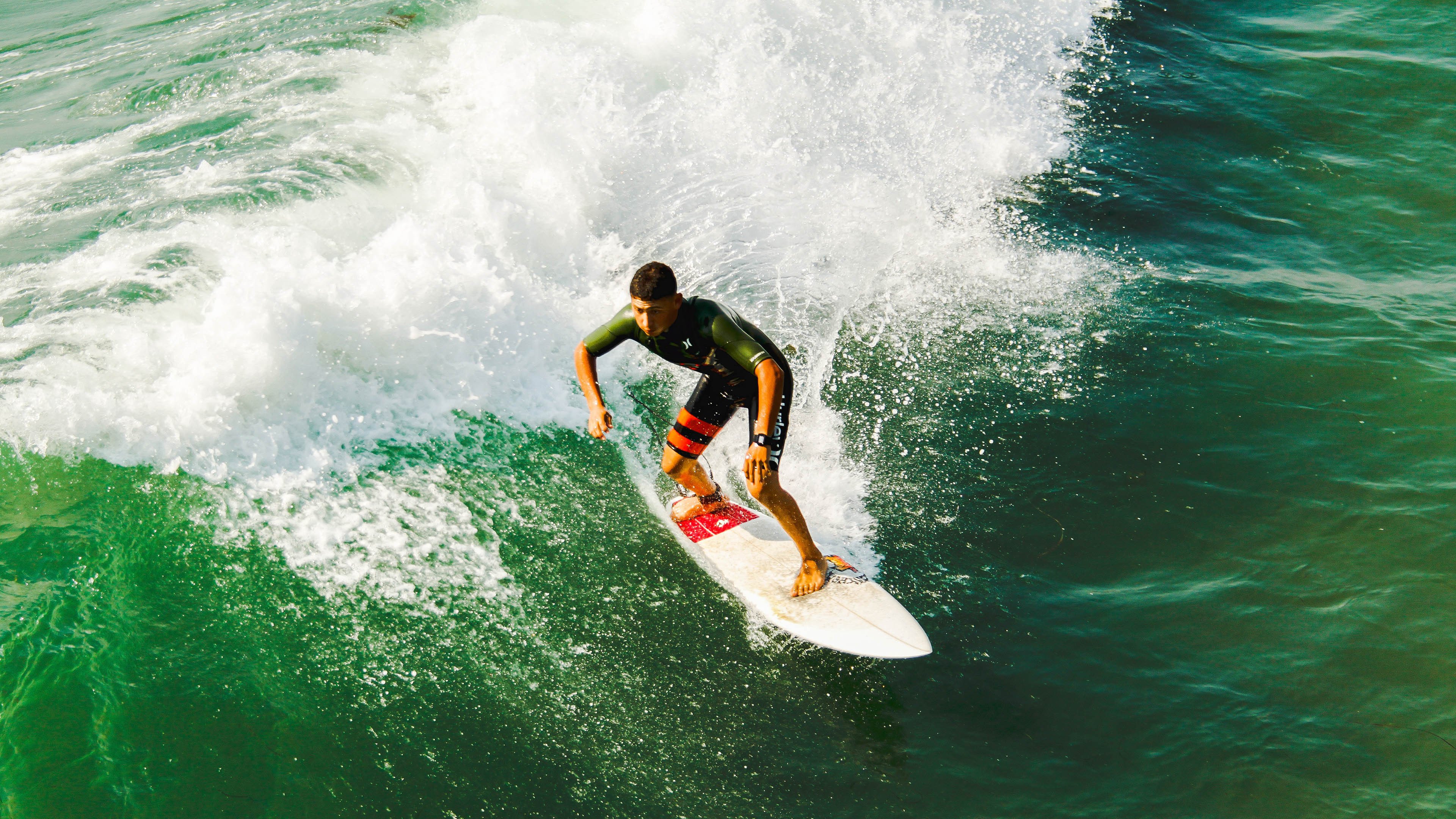 凯恩新星筑起伯纳乌叹息之墙！惊艳防守成皇马未来基石，凯恩惊艳防守筑起伯纳乌叹息之墙，成皇马未来基石