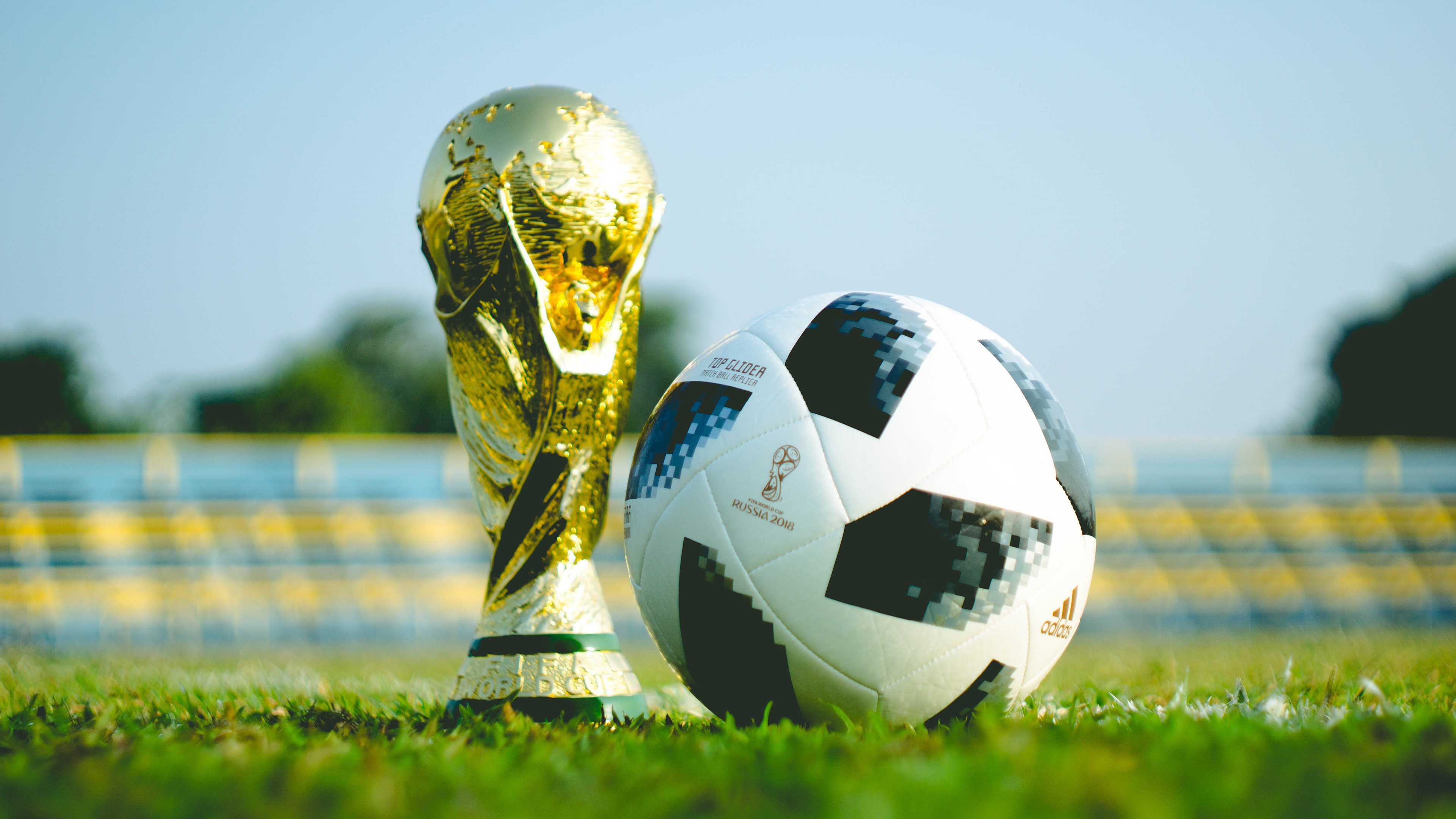 绝杀！圣西罗的史诗之夜，补时世界波，AC米兰让利物浦吞下苦涩，AC米兰补时世界波绝杀利物浦，圣西罗上演史诗逆转
